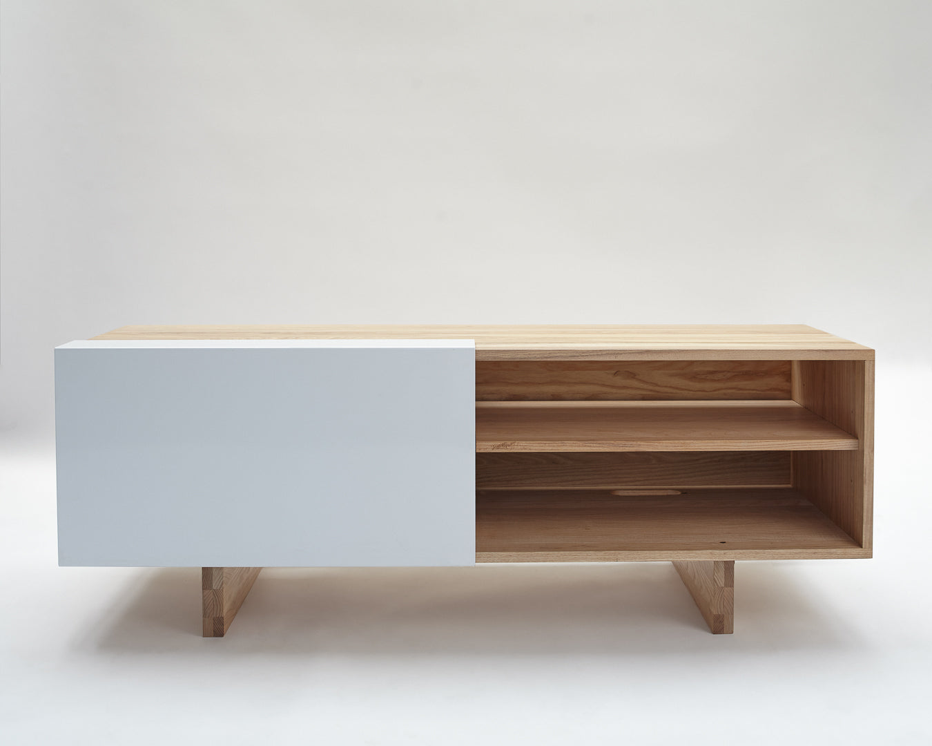 ENT Shelf- Ash, White Panel
