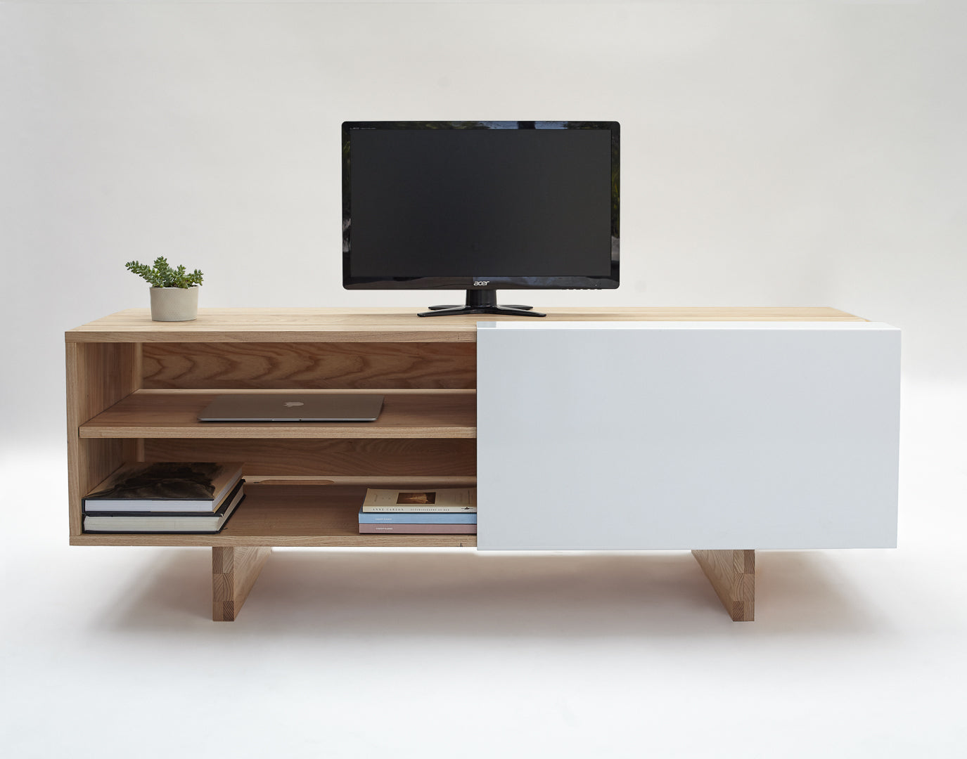 ENT Shelf- Ash, White Panel